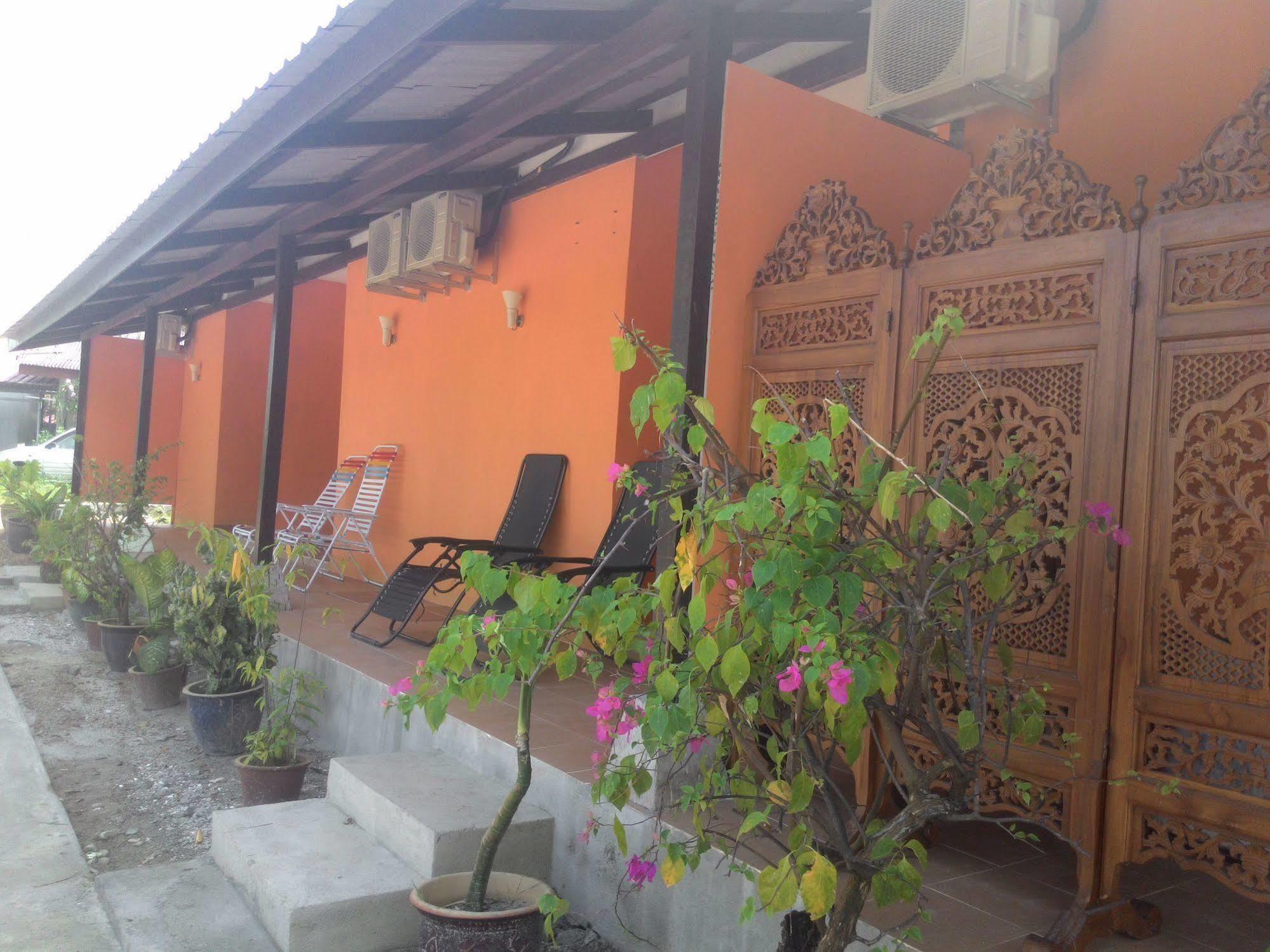 The Village Langkawi Pantai Cenang  Εξωτερικό φωτογραφία